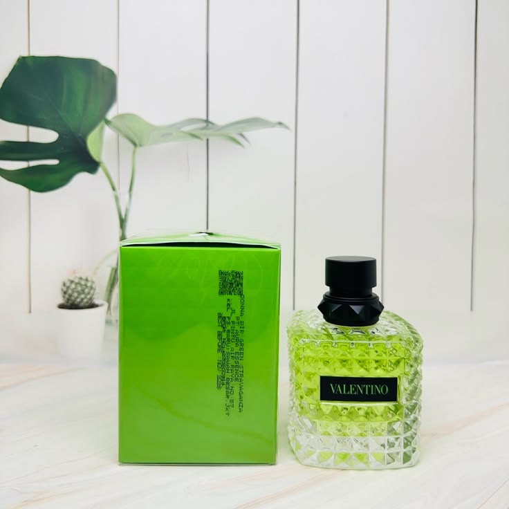 Valentino Donna Born in Roma Green Stravaganza